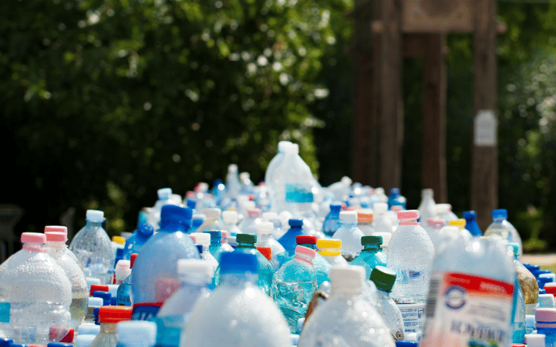 Recycling mixed plastic waste without sorting